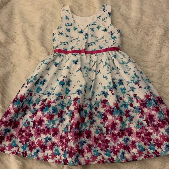 Spring/Summer Dress - Picture 2 of 2